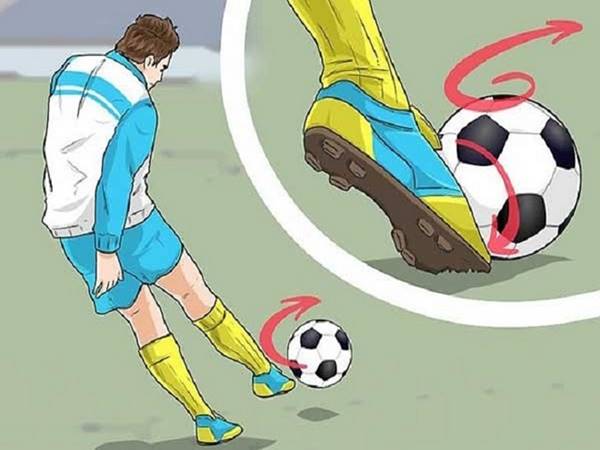 Kỹ thuật đá bóng bằng mu bàn chân thực hiện như thế nào?