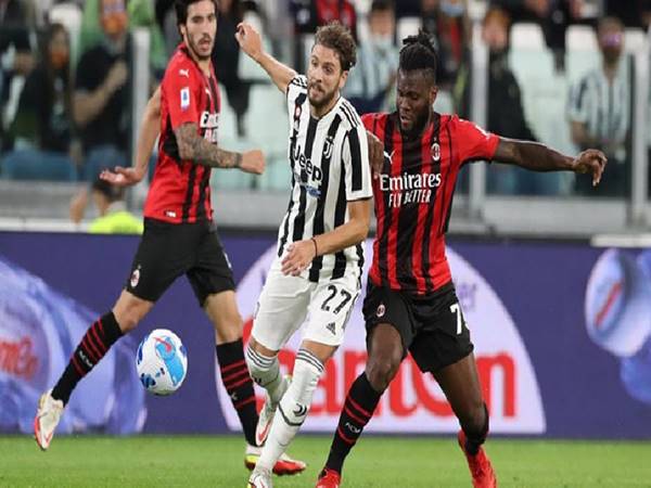 Những trận đối đầu kịch kính giữa AC Milan và Juventus