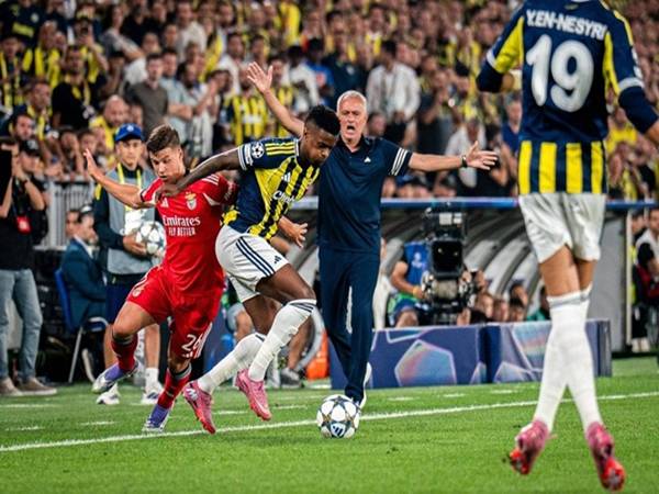 Sáu mùa liên tiếp lỡ Champions League