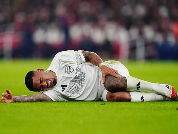 Những lần chấn thương trở thành ám ảnh của Arsenal