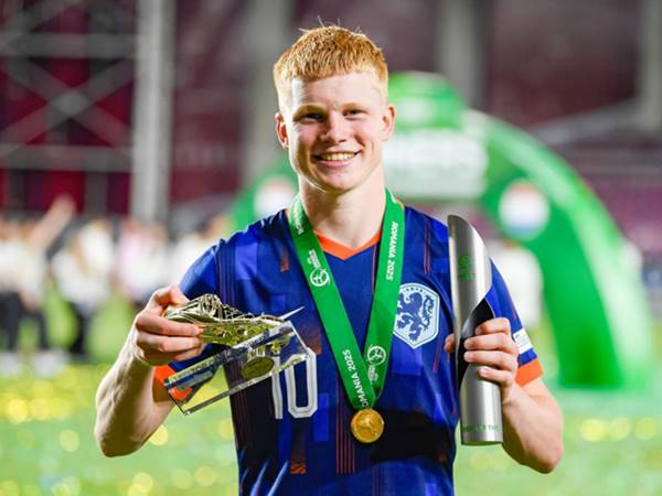 Những dấu ấn rực rỡ của Kees Smit tại AZ Alkmaar