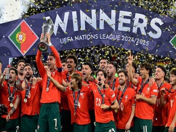 Tin Bồ Đào Nha: Mất hai trụ cột lo lắng trước World Cup 2026