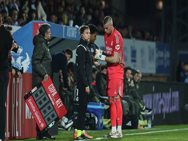 Tin Real Madrid: Lunin tỏa sáng giúp Real thắng đội bóng hạng ba