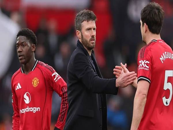 Tin MU: Đội bóng chưa dám cược vào Michael Carrick