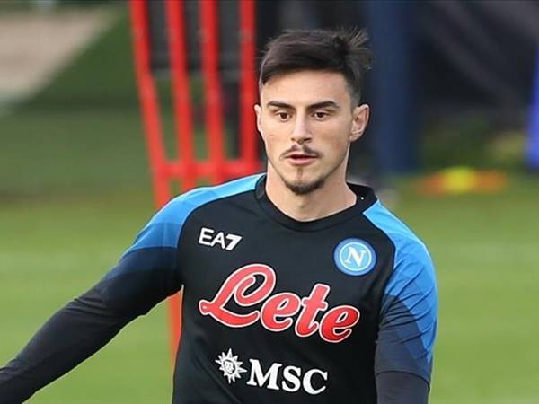 Hành trình sự nghiệp đáng chú ý của Eljif Elmas