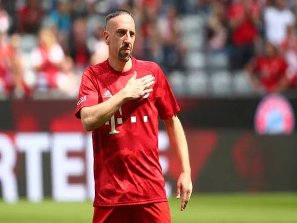 Franck Ribéry thuộc top tiền vệ cánh trái xuất sắc