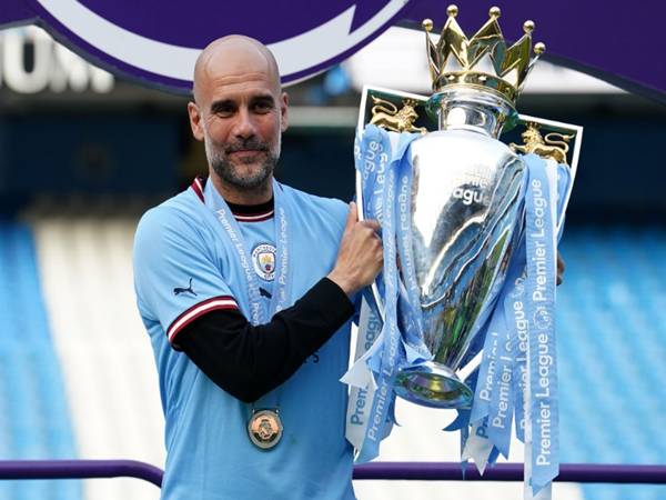 Huấn luyện viên Man City