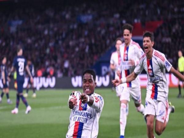 Tổn thất lớn cho PSG trước đại chiến Bayern Munich