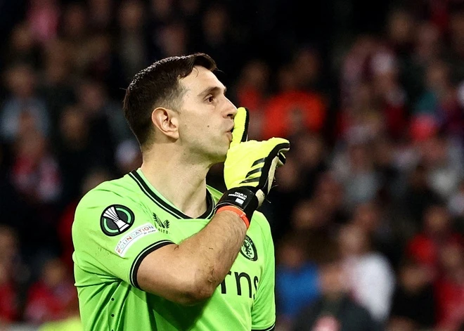 Những ngôi sao nổi bật trong danh sách cầu thủ Aston Villa Những ngôi sao nổi bật trong danh sách cầu thủ Aston Villa